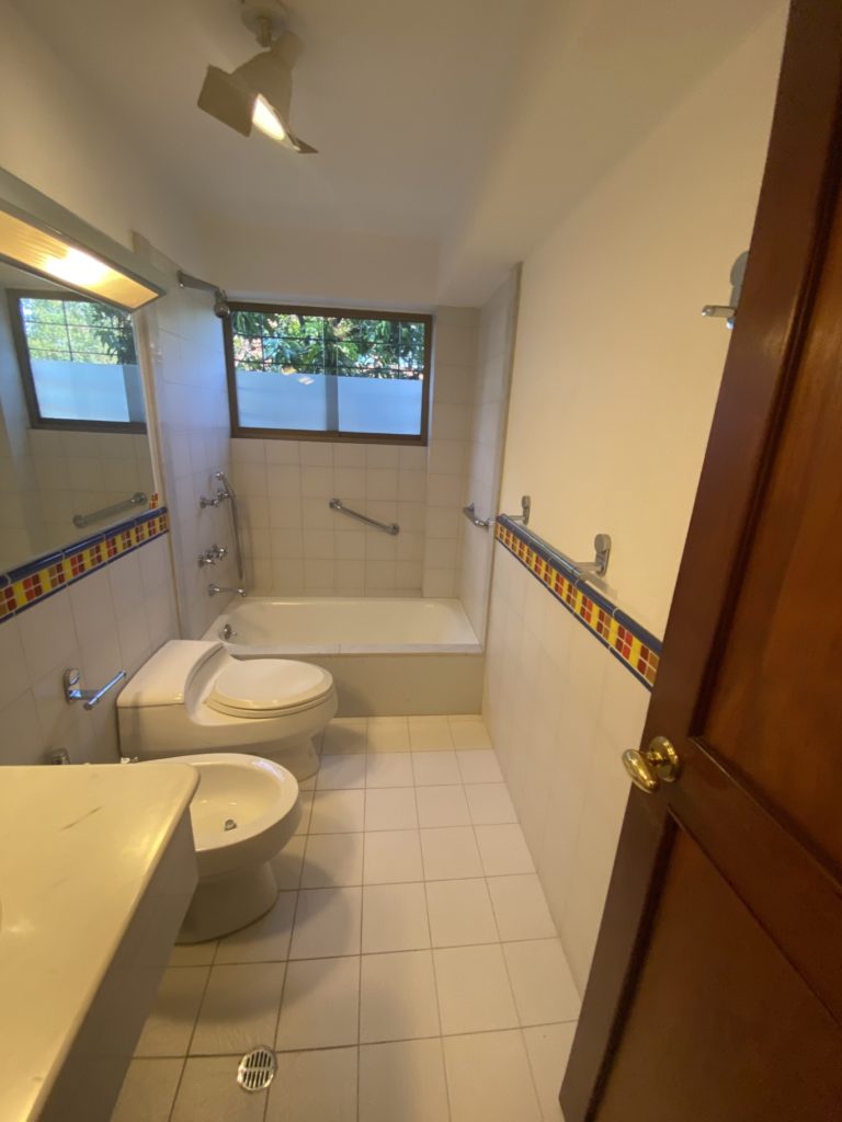 31e0bedb-0670-4e67-a199-222e7f3fb134