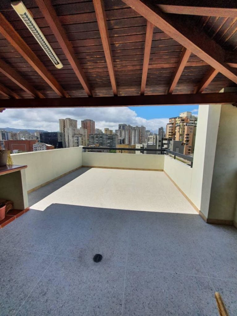 8f5da2be-3a0a-4a65-bf9d-7ac5ed473325