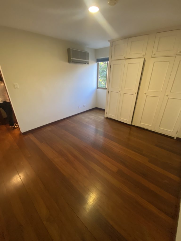 e17bacb9-e709-466f-a56c-0a0548ad5414