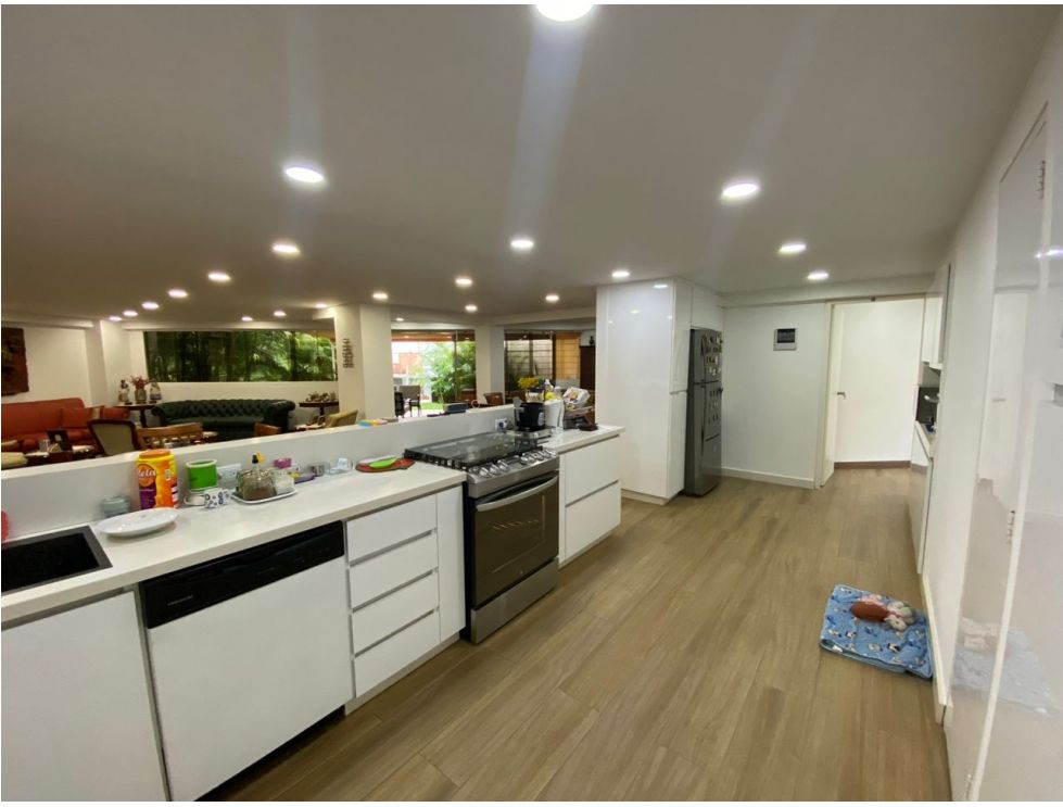 eyJidWNrZXQiOiJzdGF0aWN3Iiwia2V5IjoiaW5tdWVibGVzXC9ncjU2MTc4NzIwMjYwNDAxMDI0MjUyLmpwZyIsImVkaXRzIjp7Im5vcm1hbGlzZSI6dHJ1ZSwicm90YXRlIjowLCJyZXNpemUiOnsid2lkdGgiOjk3OSwiaGVpZ2h0Ijo3NDMsImZpd-1