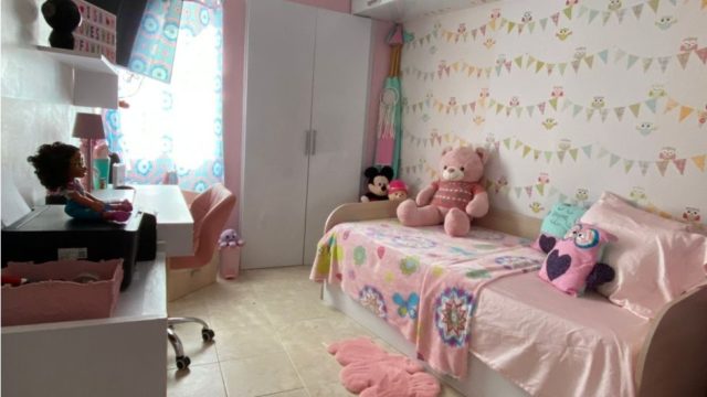 eyJidWNrZXQiOiJzdGF0aWN3Iiwia2V5IjoiaW5tdWVibGVzXC9ncjU2MTc4ODIwMjYwMzE1MDYxMjI3LmpwZWciLCJlZGl0cyI6eyJub3JtYWxpc2UiOnRydWUsInJvdGF0ZSI6MCwicmVzaXplIjp7IndpZHRoIjo5NzksImhlaWdodCI6NzQzLC