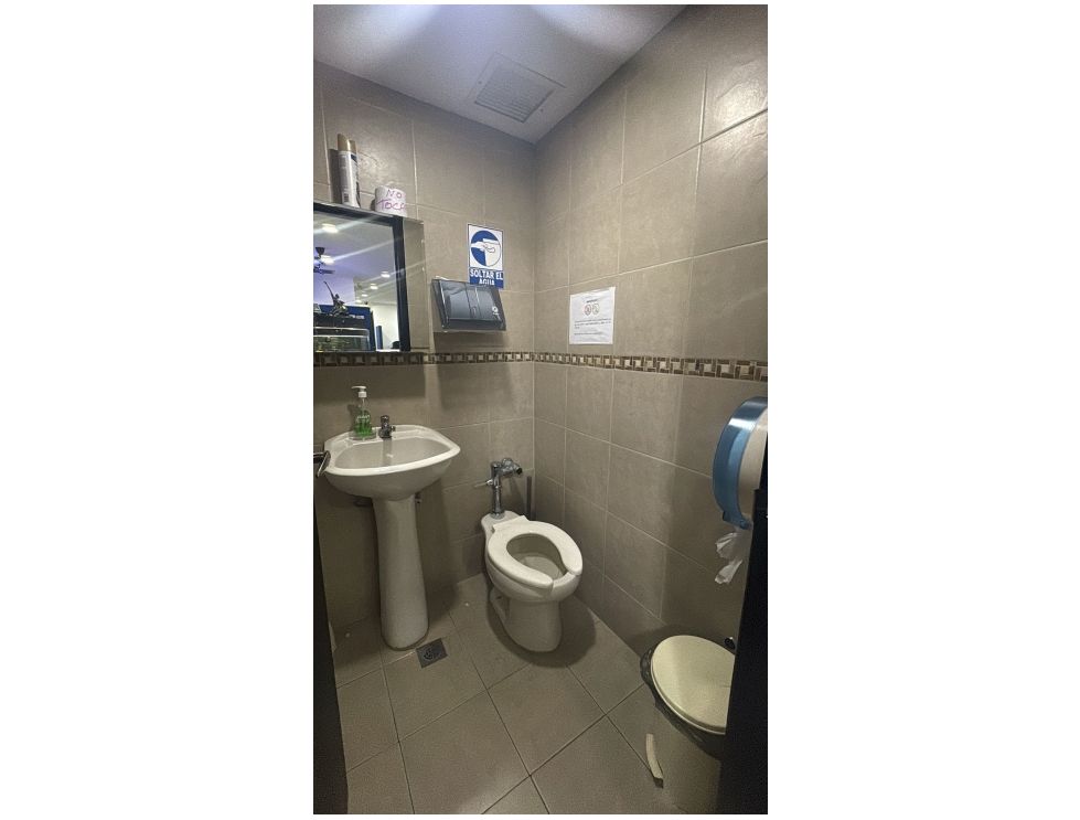 eyJidWNrZXQiOiJzdGF0aWN3Iiwia2V5IjoiaW5tdWVibGVzXC9ncl92ZW50YV9kZV9vZmljaW5hX2VuX2VsX3Jvc2FsXzE3NzI0MDY5NzMtNzI5OV84MzEyLmpwZWciLCJlZGl0cyI6eyJub3JtYWxpc2UiOnRydWUsInJvdGF0ZSI6MCwicmVzaXplIjp7