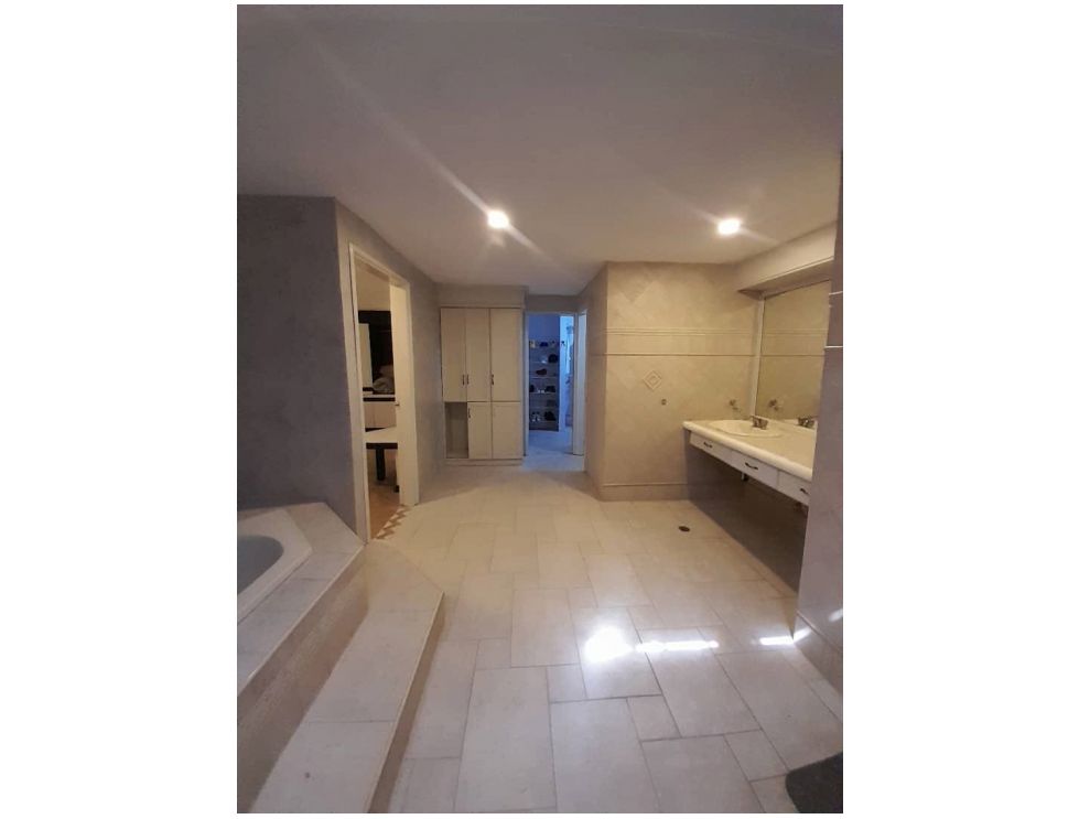 eyJidWNrZXQiOiJzdGF0aWN3Iiwia2V5IjoiaW5tdWVibGVzXC9ncl9jYXNhX2VuX3ZlbnRhX2VsX3ZhbGxlX2lzbGFfZGVfMTc3MzEzOTY3My01MTIzXzk3NzQuanBlZyIsImVkaXRzIjp7Im5vcm1hbGlzZSI6dHJ1ZSwicm90